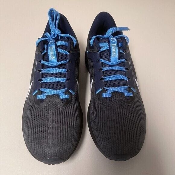 Nike Zoom Pegasus 40 Titans Running Shoes, Men's 7 / Women's 8.5