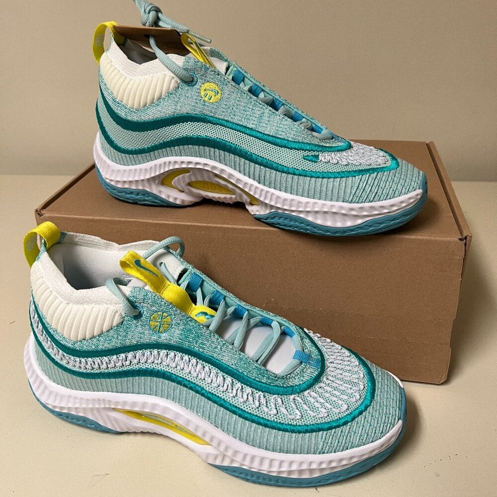 Nike Cosmic Unity 3 Basketball Shoes, Men's 8.5 / Women's 10